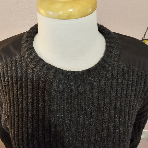 Fjallraven Dark Gray- Black Sarek Knit Sweater - Picture 7 of 12